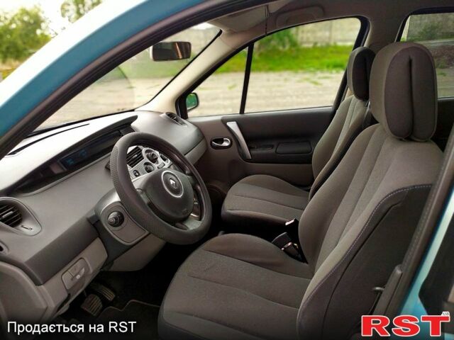 Синий Рено Гранд Сценик, объемом двигателя 1.5 л и пробегом 187 тыс. км за 5255 $, фото 2 на Automoto.ua