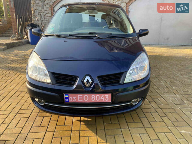 Синий Рено Гранд Сценик, объемом двигателя 1.6 л и пробегом 205 тыс. км за 5890 $, фото 2 на Automoto.ua