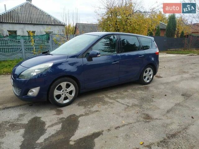 Синий Рено Гранд Сценик, объемом двигателя 1.4 л и пробегом 153 тыс. км за 6900 $, фото 11 на Automoto.ua