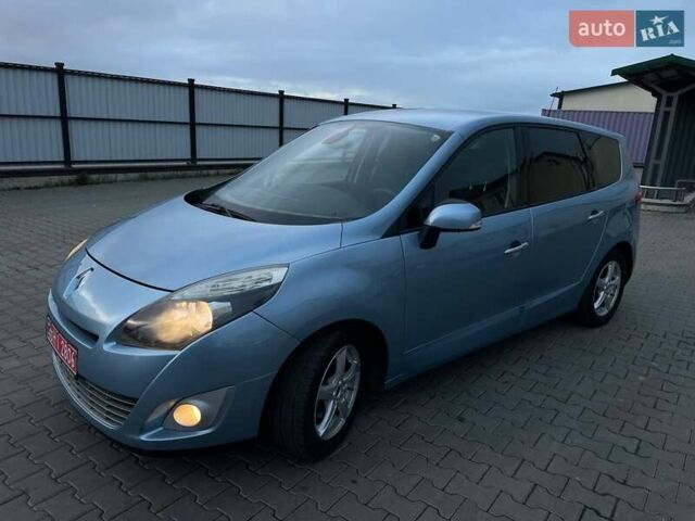 Рено Гранд Сценик 2009 в Луцке на Automoto.ua Синий Рено Гранд Сценик, объемом двигателя 2 л и пробегом 317 тыс. км за 7100 $, фото 2 на Automoto.ua