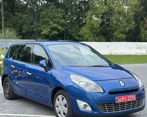 Синий Рено Гранд Сценик, объемом двигателя 2 л и пробегом 220 тыс. км за 7900 $, фото 5 на Automoto.ua