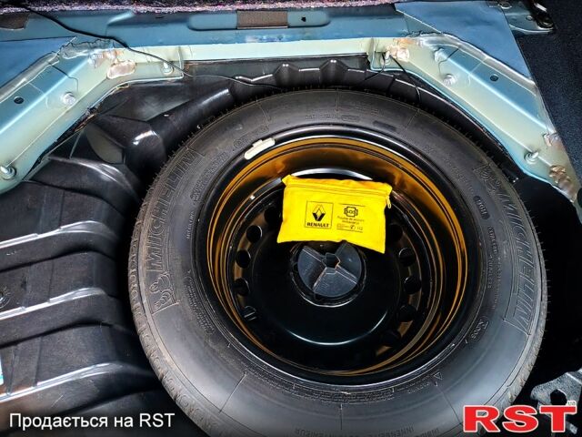 Синій Рено Гранд Сценік, об'ємом двигуна 1.6 л та пробігом 243 тис. км за 7300 $, фото 11 на Automoto.ua