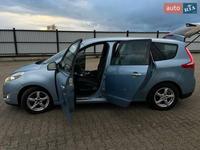 Рено Гранд Сценик 2009 в Луцке на Automoto.ua Синий Рено Гранд Сценик, объемом двигателя 2 л и пробегом 317 тыс. км за 7100 $, фото 40 на Automoto.ua