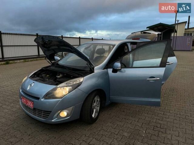 Рено Гранд Сценик 2009 в Луцке на Automoto.ua Синий Рено Гранд Сценик, объемом двигателя 2 л и пробегом 317 тыс. км за 7100 $, фото 53 на Automoto.ua
