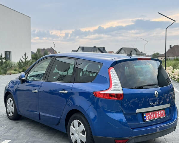 Синий Рено Гранд Сценик, объемом двигателя 2 л и пробегом 220 тыс. км за 7900 $, фото 8 на Automoto.ua