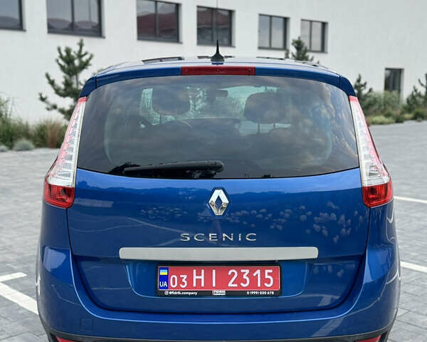 Синий Рено Гранд Сценик, объемом двигателя 2 л и пробегом 220 тыс. км за 7900 $, фото 9 на Automoto.ua