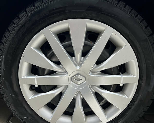 Синий Рено Гранд Сценик, объемом двигателя 1.46 л и пробегом 313 тыс. км за 6700 $, фото 18 на Automoto.ua