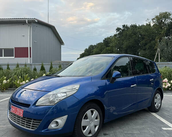 Синий Рено Гранд Сценик, объемом двигателя 2 л и пробегом 220 тыс. км за 7900 $, фото 7 на Automoto.ua