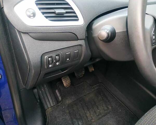 Синий Рено Гранд Сценик, объемом двигателя 1.4 л и пробегом 153 тыс. км за 6900 $, фото 34 на Automoto.ua