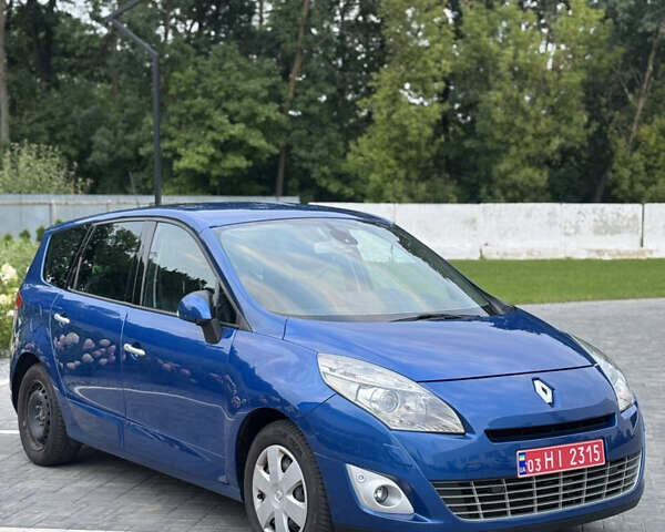 Синий Рено Гранд Сценик, объемом двигателя 2 л и пробегом 220 тыс. км за 7900 $, фото 10 на Automoto.ua