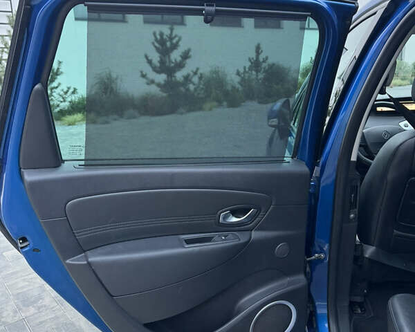 Синий Рено Гранд Сценик, объемом двигателя 2 л и пробегом 220 тыс. км за 7900 $, фото 22 на Automoto.ua