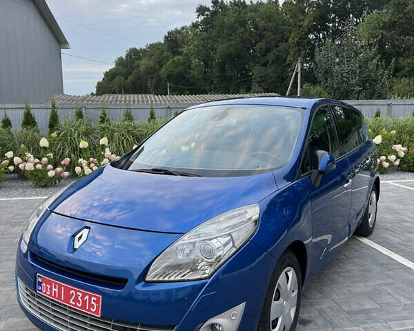 Синий Рено Гранд Сценик, объемом двигателя 2 л и пробегом 220 тыс. км за 7900 $, фото 33 на Automoto.ua