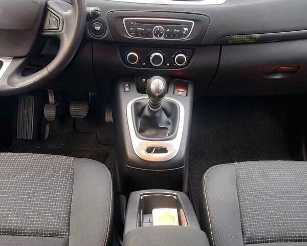 Синий Рено Гранд Сценик, объемом двигателя 1.4 л и пробегом 153 тыс. км за 6900 $, фото 38 на Automoto.ua