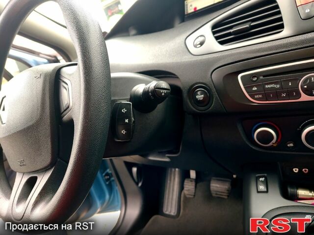 Синій Рено Гранд Сценік, об'ємом двигуна 1.6 л та пробігом 243 тис. км за 7300 $, фото 7 на Automoto.ua