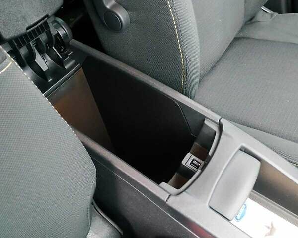 Синий Рено Гранд Сценик, объемом двигателя 1.4 л и пробегом 153 тыс. км за 6900 $, фото 41 на Automoto.ua