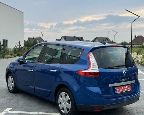 Синий Рено Гранд Сценик, объемом двигателя 2 л и пробегом 220 тыс. км за 7900 $, фото 11 на Automoto.ua