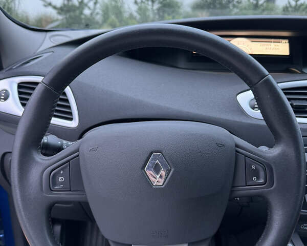 Синий Рено Гранд Сценик, объемом двигателя 2 л и пробегом 220 тыс. км за 7900 $, фото 17 на Automoto.ua