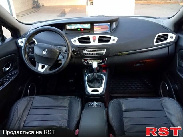 Синій Рено Гранд Сценік, об'ємом двигуна 2 л та пробігом 200 тис. км за 6600 $, фото 6 на Automoto.ua