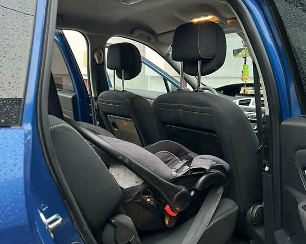 Синий Рено Гранд Сценик, объемом двигателя 1.5 л и пробегом 188 тыс. км за 6500 $, фото 11 на Automoto.ua