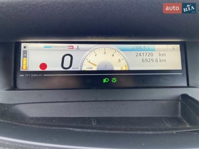 Синий Рено Гранд Сценик, объемом двигателя 1.9 л и пробегом 242 тыс. км за 7200 $, фото 35 на Automoto.ua