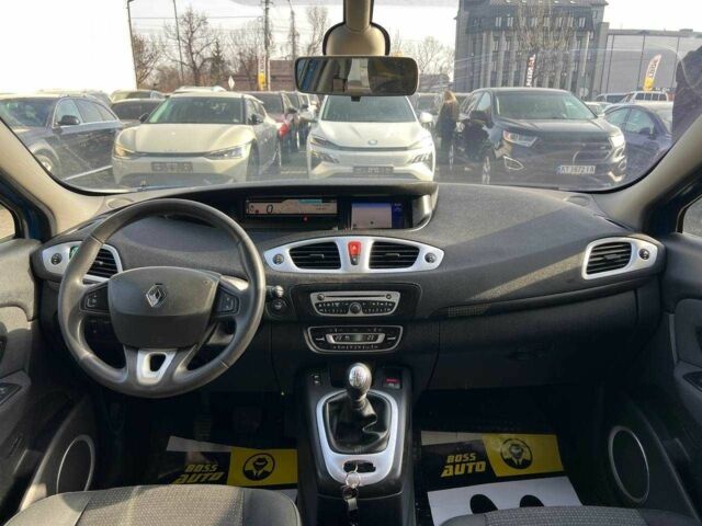 Синий Рено Гранд Сценик, объемом двигателя 1.5 л и пробегом 193 тыс. км за 7000 $, фото 17 на Automoto.ua