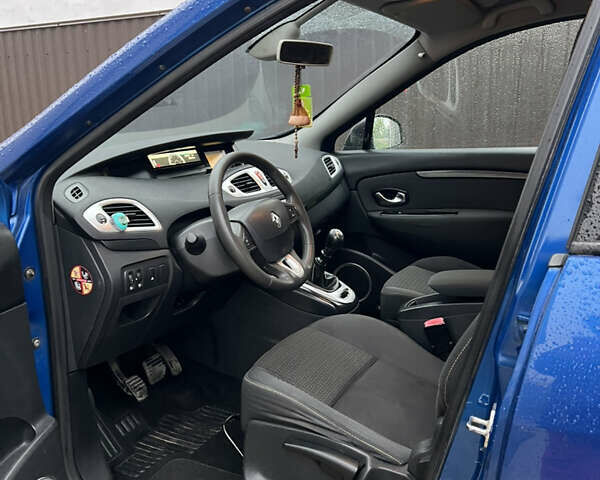 Синий Рено Гранд Сценик, объемом двигателя 1.5 л и пробегом 188 тыс. км за 6500 $, фото 5 на Automoto.ua