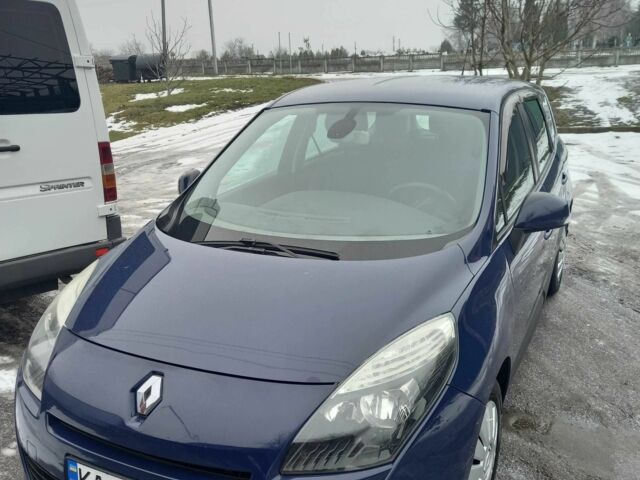 Синий Рено Гранд Сценик, объемом двигателя 1.5 л и пробегом 265 тыс. км за 8150 $, фото 2 на Automoto.ua