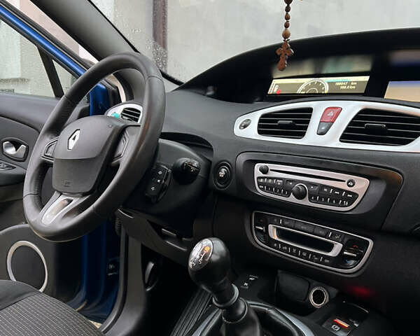 Синий Рено Гранд Сценик, объемом двигателя 1.5 л и пробегом 188 тыс. км за 6500 $, фото 7 на Automoto.ua