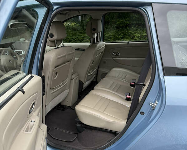 Рено Гранд Сценік 2010 у Львові на Automoto.ua Синій Рено Гранд Сценік, об'ємом двигуна 0 л та пробігом 153 тис. км за 3092 $, фото 7 на Automoto.ua