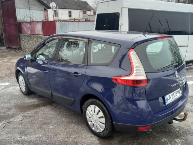 Синий Рено Гранд Сценик, объемом двигателя 1.5 л и пробегом 265 тыс. км за 8150 $, фото 3 на Automoto.ua