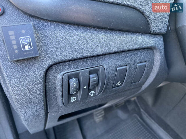 Синій Рено Гранд Сценік, об'ємом двигуна 1.4 л та пробігом 265 тис. км за 6350 $, фото 15 на Automoto.ua