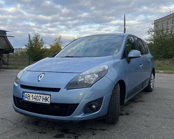 Синий Рено Гранд Сценик, объемом двигателя 1.9 л и пробегом 242 тыс. км за 7200 $, фото 6 на Automoto.ua