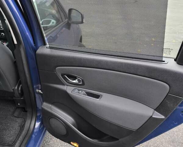 Синий Рено Гранд Сценик, объемом двигателя 1.6 л и пробегом 260 тыс. км за 7300 $, фото 8 на Automoto.ua