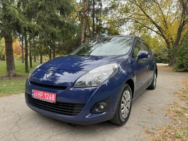 Синій Рено Гранд Сценік, об'ємом двигуна 1.6 л та пробігом 260 тис. км за 6299 $, фото 1 на Automoto.ua