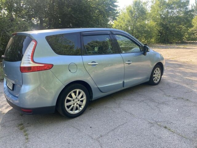 Синій Рено Гранд Сценік, об'ємом двигуна 1.5 л та пробігом 277 тис. км за 7100 $, фото 10 на Automoto.ua