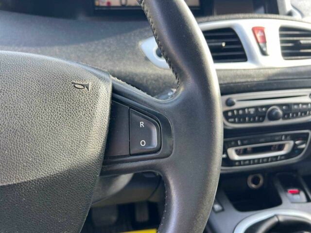 Синий Рено Гранд Сценик, объемом двигателя 1.5 л и пробегом 193 тыс. км за 7000 $, фото 12 на Automoto.ua