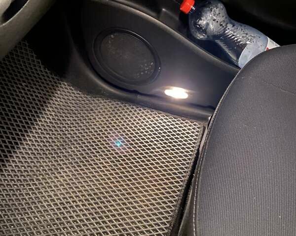 Синий Рено Гранд Сценик, объемом двигателя 1.9 л и пробегом 242 тыс. км за 7200 $, фото 42 на Automoto.ua