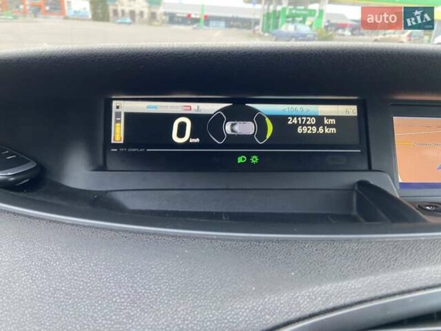 Синий Рено Гранд Сценик, объемом двигателя 1.9 л и пробегом 242 тыс. км за 7200 $, фото 11 на Automoto.ua