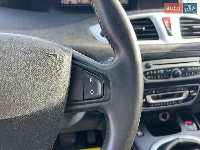 Синій Рено Гранд Сценік, об'ємом двигуна 1.46 л та пробігом 193 тис. км за 7000 $, фото 12 на Automoto.ua