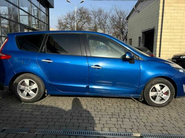 Синий Рено Гранд Сценик, объемом двигателя 1.5 л и пробегом 193 тыс. км за 7000 $, фото 7 на Automoto.ua