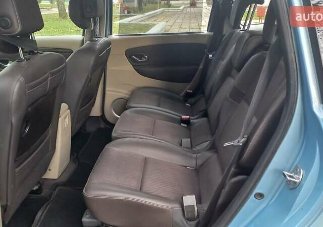 Синий Рено Гранд Сценик, объемом двигателя 2 л и пробегом 231 тыс. км за 7350 $, фото 17 на Automoto.ua