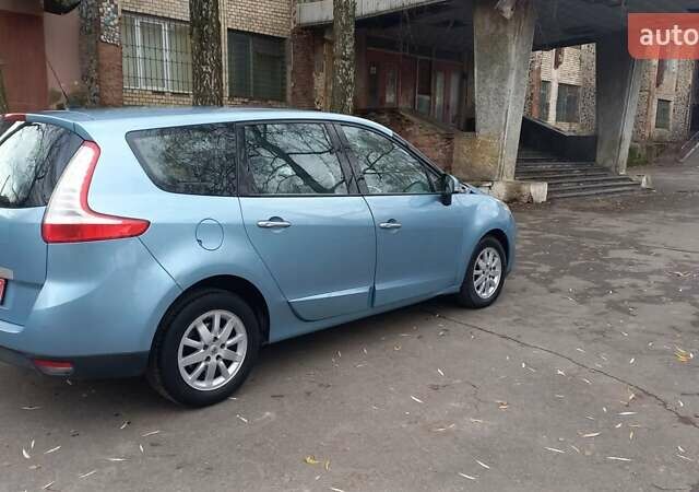 Синий Рено Гранд Сценик, объемом двигателя 2 л и пробегом 231 тыс. км за 7350 $, фото 3 на Automoto.ua