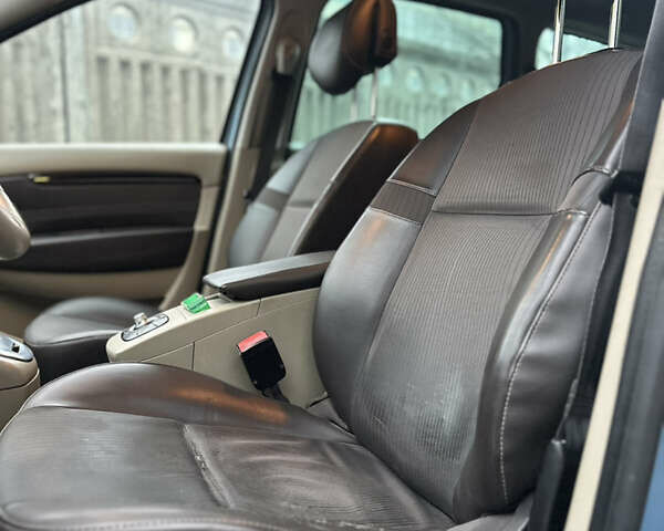 Синий Рено Гранд Сценик, объемом двигателя 1.5 л и пробегом 453 тыс. км за 5900 $, фото 19 на Automoto.ua