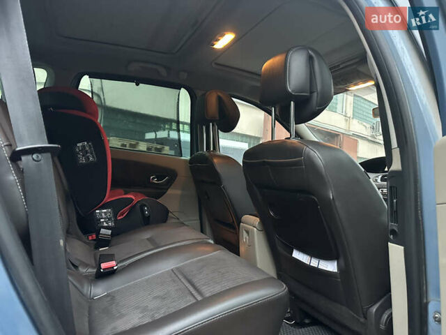 Синий Рено Гранд Сценик, объемом двигателя 1.5 л и пробегом 453 тыс. км за 5900 $, фото 26 на Automoto.ua