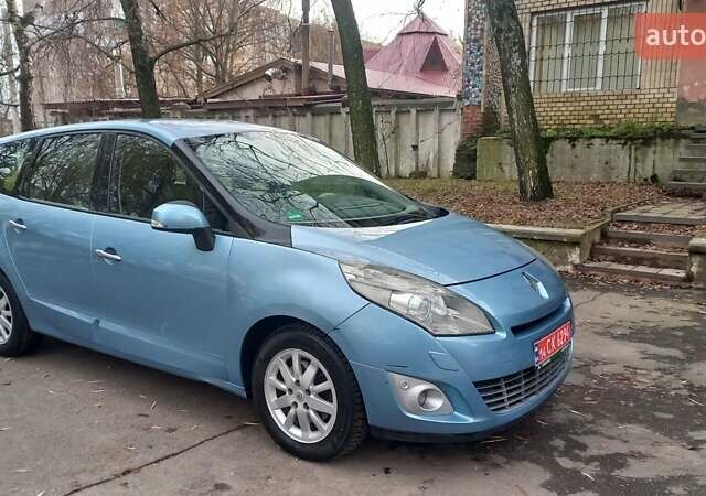 Синий Рено Гранд Сценик, объемом двигателя 2 л и пробегом 231 тыс. км за 7350 $, фото 8 на Automoto.ua