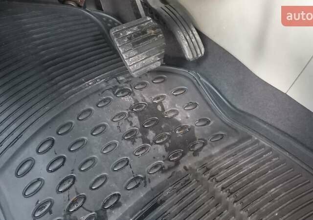 Синий Рено Гранд Сценик, объемом двигателя 2 л и пробегом 231 тыс. км за 7350 $, фото 7 на Automoto.ua