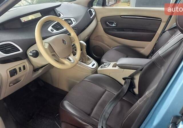 Синий Рено Гранд Сценик, объемом двигателя 2 л и пробегом 231 тыс. км за 7350 $, фото 9 на Automoto.ua