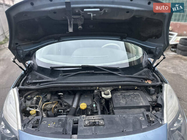 Синий Рено Гранд Сценик, объемом двигателя 1.5 л и пробегом 453 тыс. км за 5900 $, фото 32 на Automoto.ua