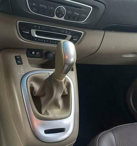 Синий Рено Гранд Сценик, объемом двигателя 2 л и пробегом 231 тыс. км за 7350 $, фото 22 на Automoto.ua