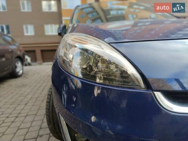 Синій Рено Гранд Сценік, об'ємом двигуна 1.6 л та пробігом 265 тис. км за 7500 $, фото 3 на Automoto.ua